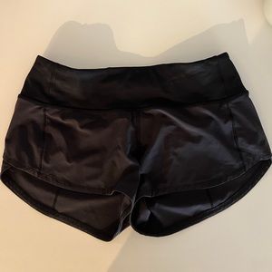Black Lululemon Speed Up shorts